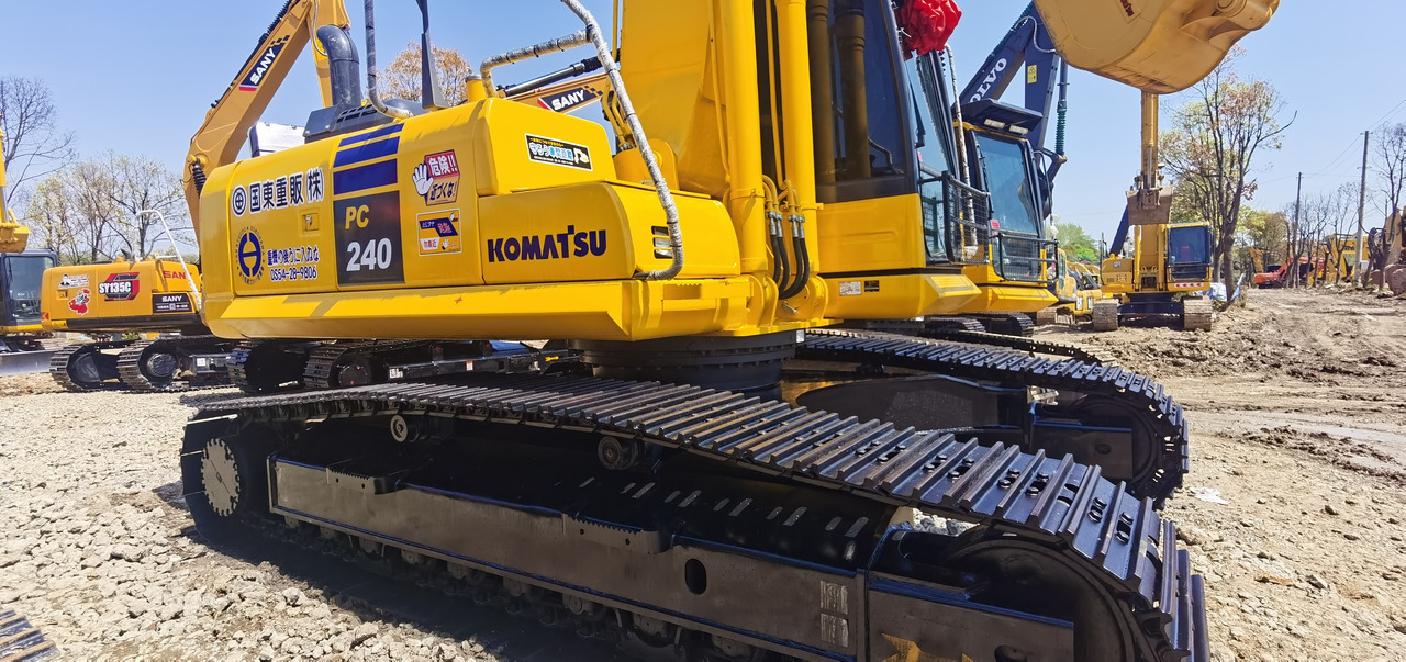 KOMATSU PC240-8 - Bager goseničar: slika 3 KOMATSU PC240-8 - Bager goseničar: slika 3