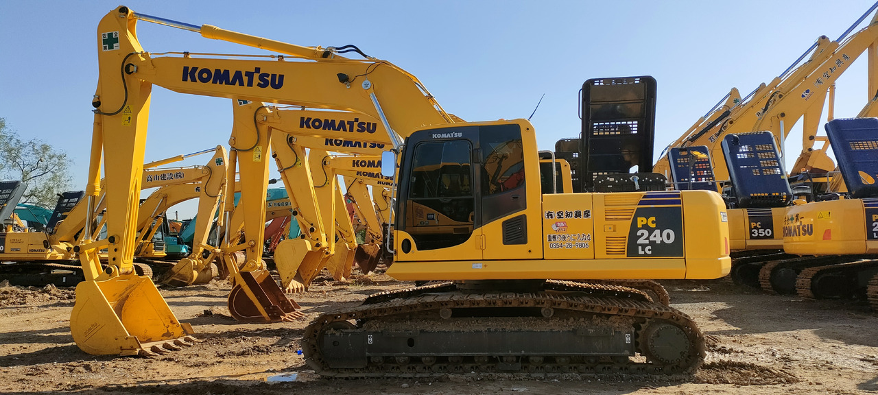 KOMATSU PC240-8 - Bager goseničar: slika 2 KOMATSU PC240-8 - Bager goseničar: slika 2