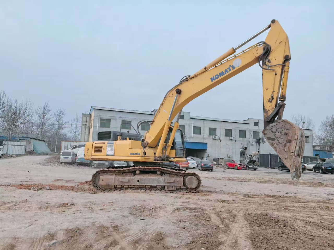 KOMATSU PC450-8 - Bager goseničar: slika 4 KOMATSU PC450-8 - Bager goseničar: slika 4