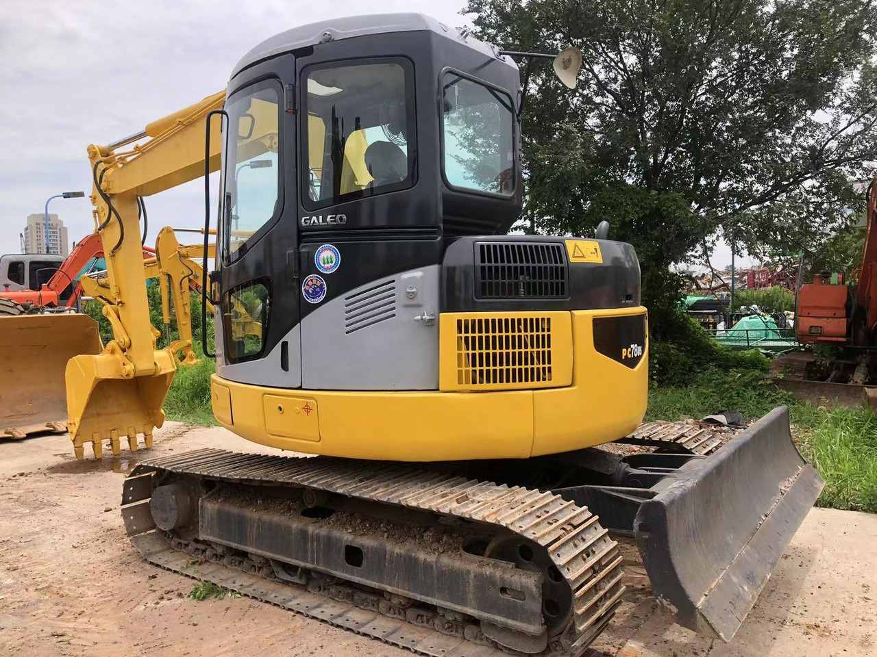 KOMATSU PC70-8 - Mini bager: slika 2 KOMATSU PC70-8 - Mini bager: slika 2
