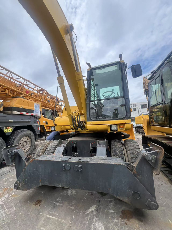 KOMATSU PW150 - Bager na kolesih: slika 3 KOMATSU PW150 - Bager na kolesih: slika 3
