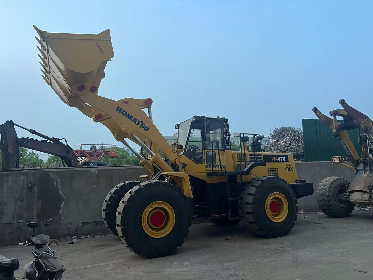 KOMATSU WA470-3 - Kolesni nakladalec: slika 2 KOMATSU WA470-3 - Kolesni nakladalec: slika 2