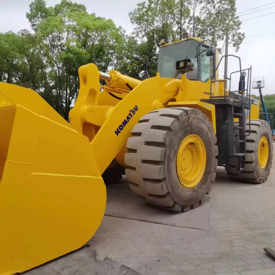 KOMATSU WA600-3 - Kolesni nakladalec: slika 2 KOMATSU WA600-3 - Kolesni nakladalec: slika 2