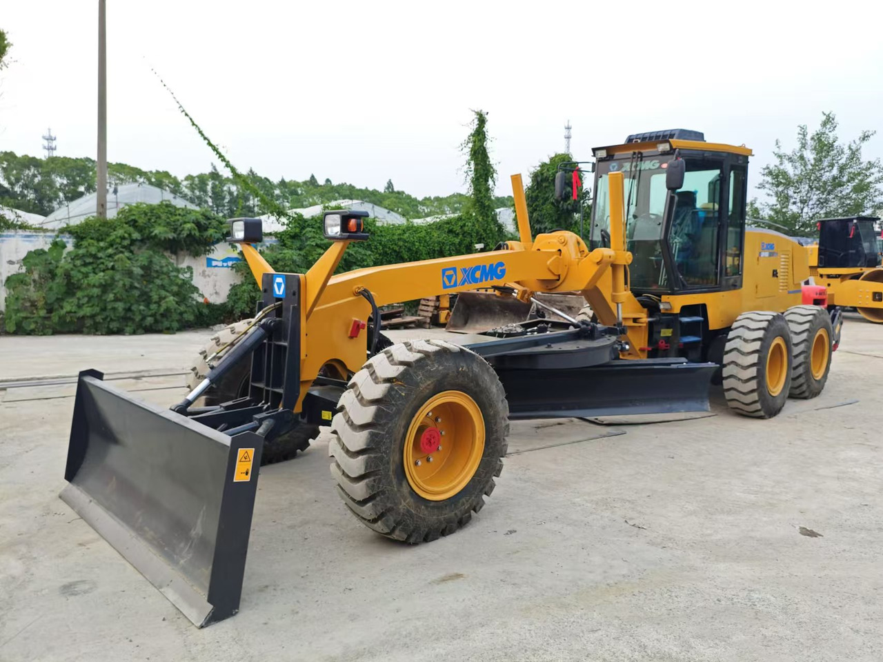 XCMG GR1803 - Greder: slika 2 XCMG GR1803 - Greder: slika 2