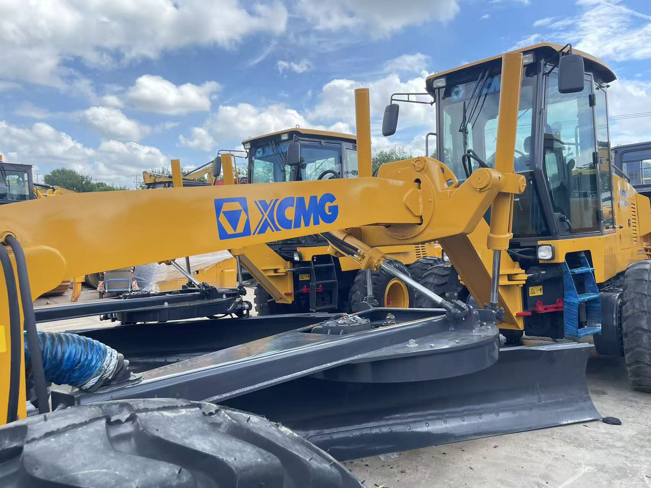 XCMG GR1803 - Greder: slika 3 XCMG GR1803 - Greder: slika 3