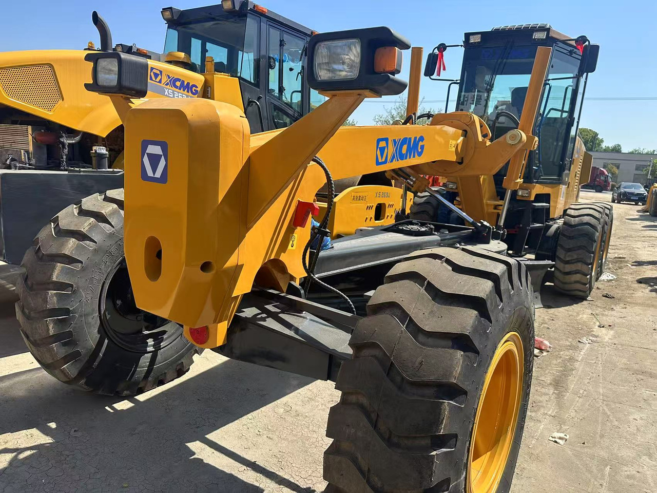 XCMG GR1803 - Greder: slika 1 XCMG GR1803 - Greder: slika 1