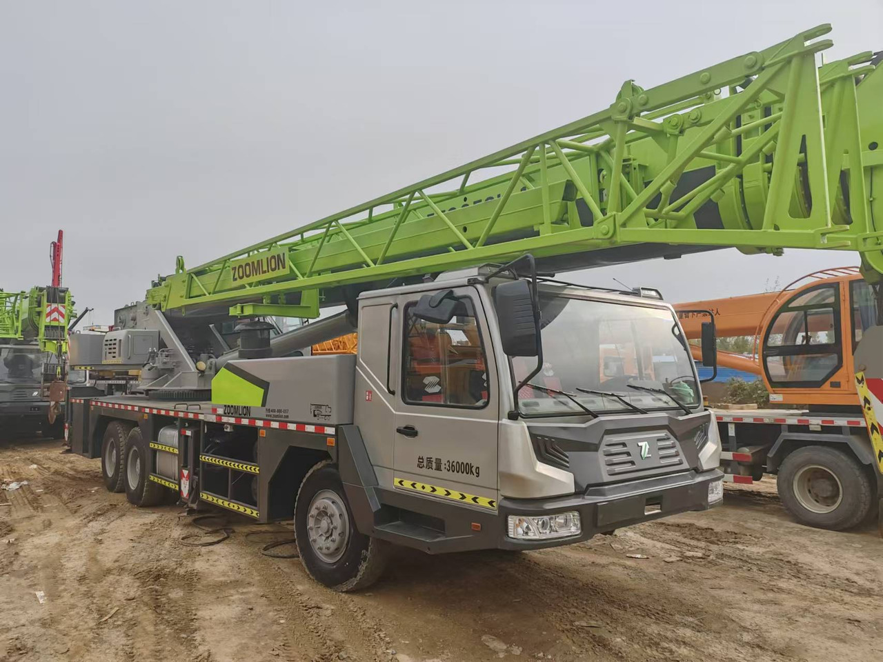 ZOOMLION ZTC350H - Avtodvigalo: slika 2 ZOOMLION ZTC350H - Avtodvigalo: slika 2