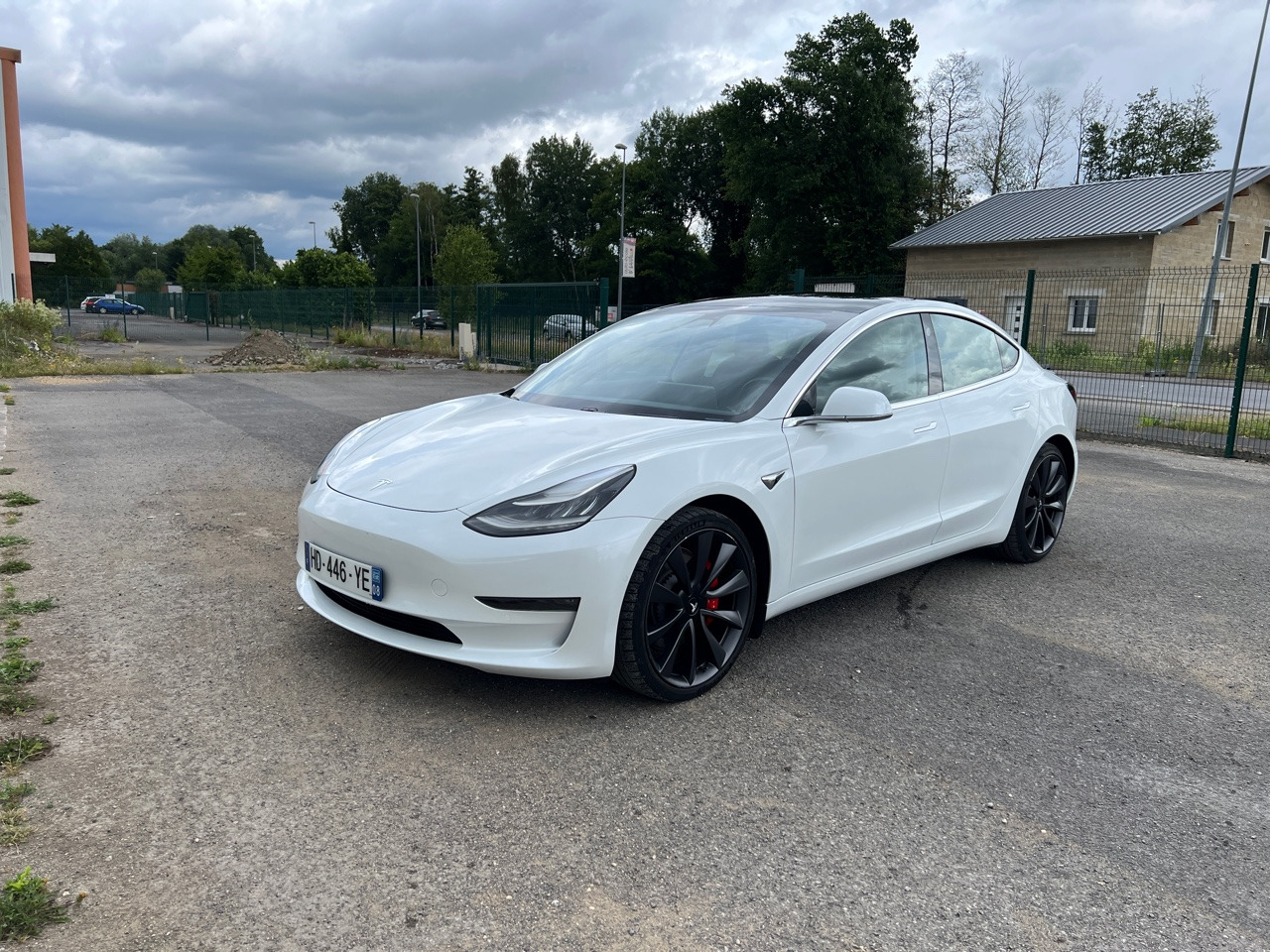 TESLA Model 3 Performance Dual Motor FSD 3 Autopilot - Limuzina: slika 1 TESLA Model 3 Performance Dual Motor FSD 3 Autopilot - Limuzina: slika 1