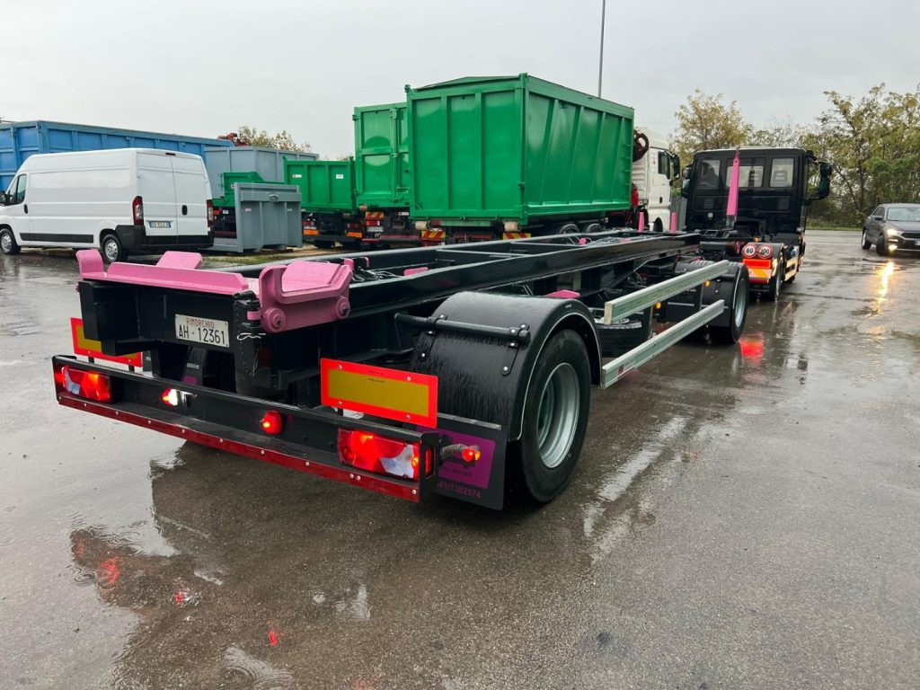 ATLAS RIMORCHIO ATLAS SCARRABILE - Abrol/ Samonakladalec prikolica: slika 2 ATLAS RIMORCHIO ATLAS SCARRABILE - Abrol/ Samonakladalec prikolica: slika 2