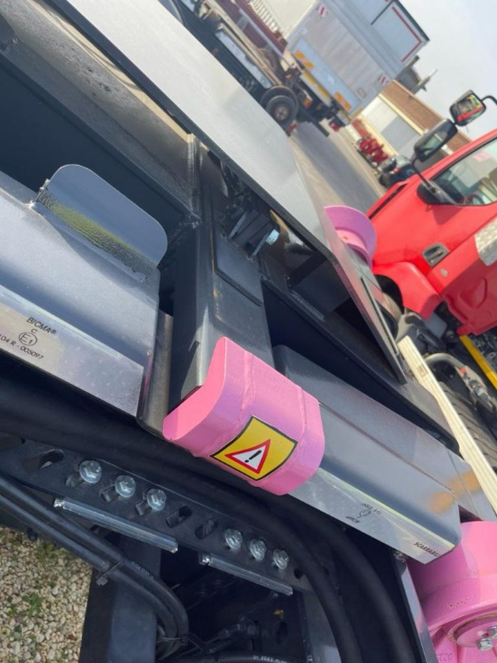 BLOCCAGGIO POSTERIORE ESTERNO - Okvir/ Šasija za Tovornjak: slika 2 BLOCCAGGIO POSTERIORE ESTERNO - Okvir/ Šasija za Tovornjak: slika 2