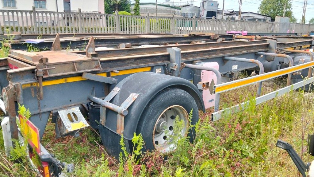 CARDI RIMORCHIO CARDI SCARRABILE PNEUMATICO - Abrol/ Samonakladalec prikolica: slika 3 CARDI RIMORCHIO CARDI SCARRABILE PNEUMATICO - Abrol/ Samonakladalec prikolica: slika 3