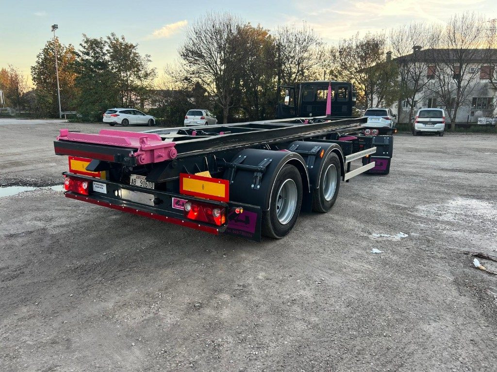 CARDI RIMORCHIO CARDI SCARRABILE RIBALTABILE - Abrol/ Samonakladalec prikolica: slika 1 CARDI RIMORCHIO CARDI SCARRABILE RIBALTABILE - Abrol/ Samonakladalec prikolica: slika 1