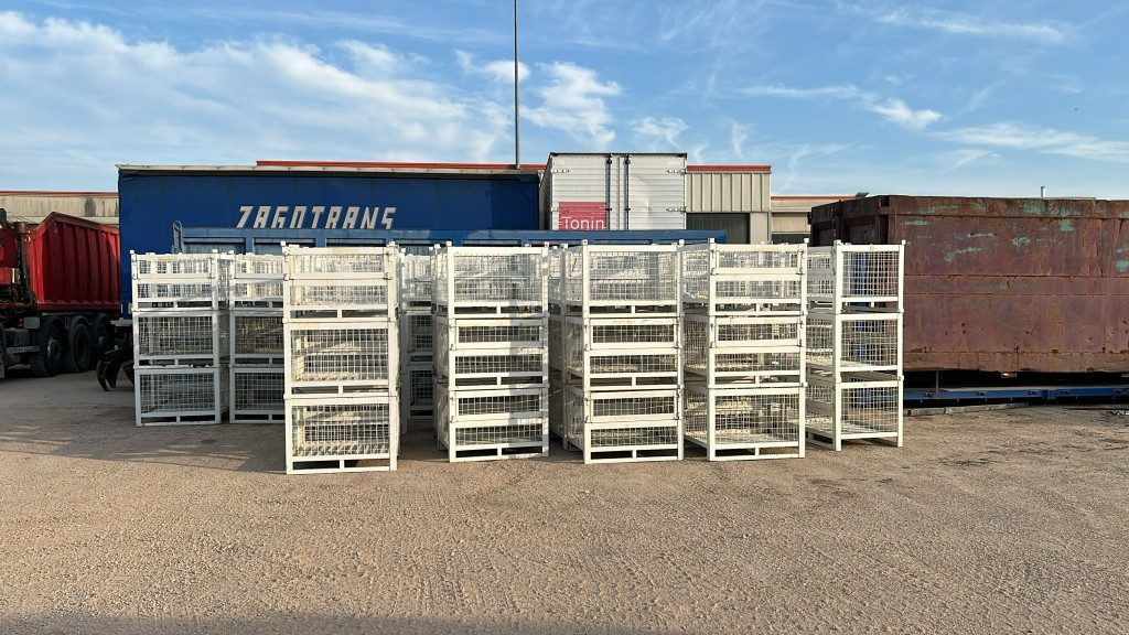 CESTA USATA SEMINUOVA IN FERRO - Oprema za delavnice: slika 3 CESTA USATA SEMINUOVA IN FERRO - Oprema za delavnice: slika 3