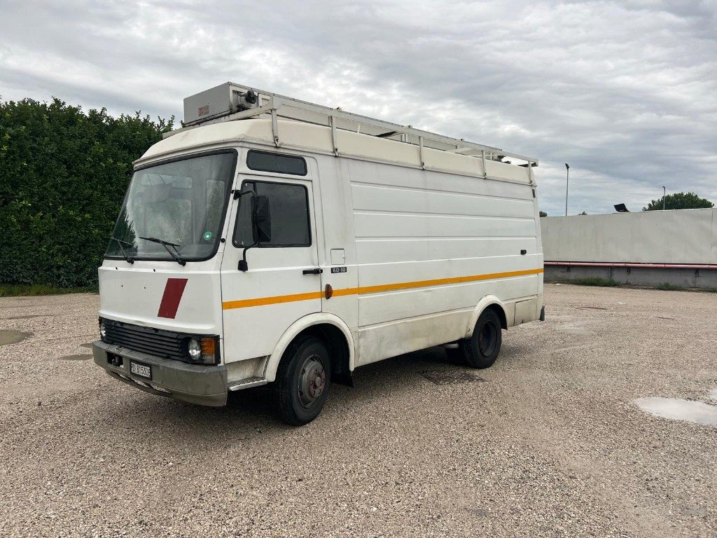 FIAT 60 10 - Furgon: slika 1 FIAT 60 10 - Furgon: slika 1