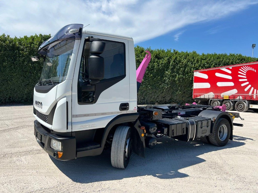 IVECO 120EL18 SCARRABILE - Abrol kontejner: slika 2 IVECO 120EL18 SCARRABILE - Abrol kontejner: slika 2