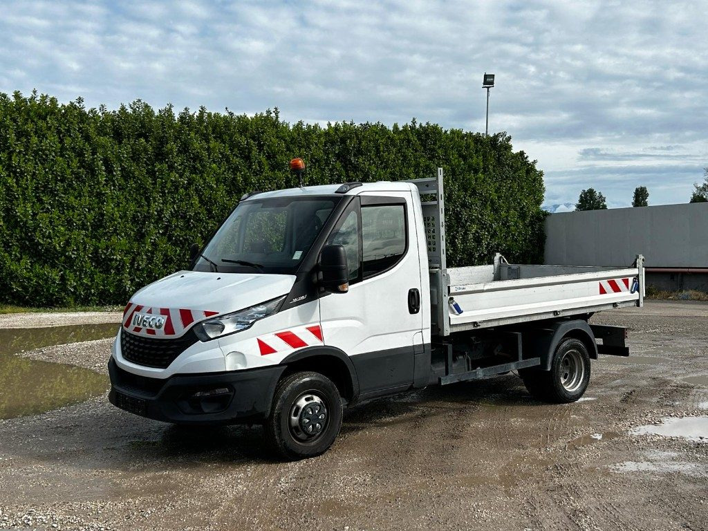 IVECO DAILY 35.140 RIBALTABILE - Dostavno vozilo prekucnik: slika 1 IVECO DAILY 35.140 RIBALTABILE - Dostavno vozilo prekucnik: slika 1