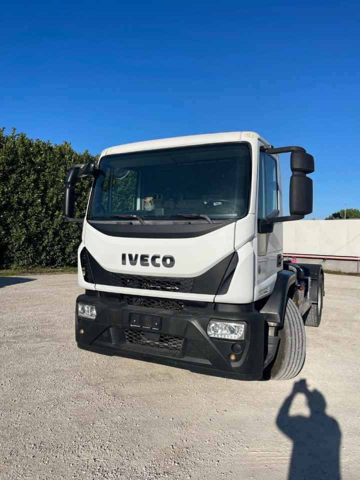 IVECO EUROCARGO 180E25 CON SCARRABILE NUOVO - Kotalni prekucni tovornjak: slika 1 IVECO EUROCARGO 180E25 CON SCARRABILE NUOVO - Kotalni prekucni tovornjak: slika 1