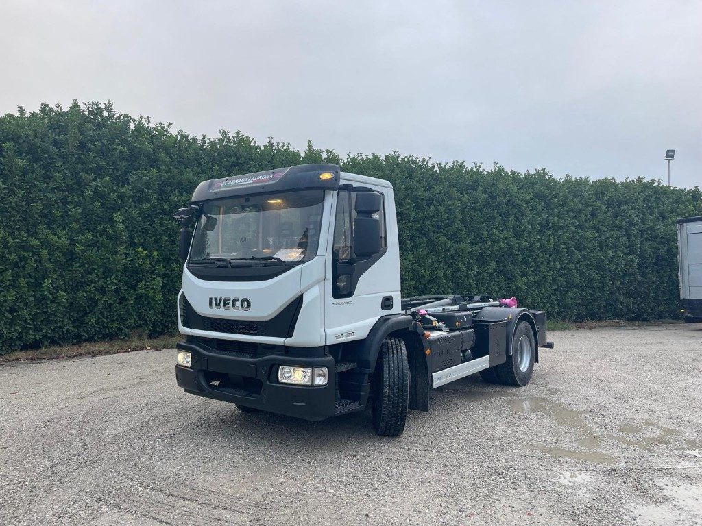 IVECO EUROCARGO 180K32 SCARRABILE NUOVO - Kotalni prekucni tovornjak: slika 1 IVECO EUROCARGO 180K32 SCARRABILE NUOVO - Kotalni prekucni tovornjak: slika 1