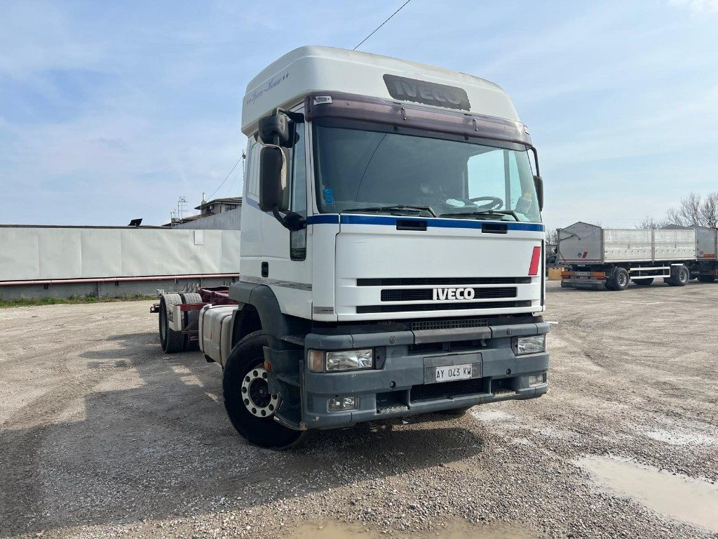 IVECO EUROTECH 190E38 A TELAIO - Tovornjak-šasija: slika 3 IVECO EUROTECH 190E38 A TELAIO - Tovornjak-šasija: slika 3
