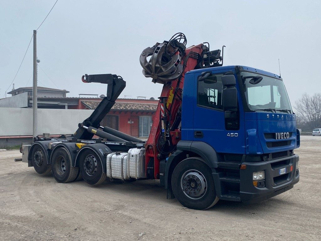 IVECO STRALIS 260.450 SCARRABILE CON GRU - Kotalni prekucni tovornjak, Tovornjak z dvigalom: slika 1 IVECO STRALIS 260.450 SCARRABILE CON GRU - Kotalni prekucni tovornjak, Tovornjak z dvigalom: slika 1