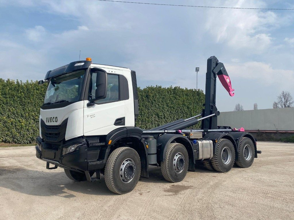 IVECO TRAKKER T-WAY AD510 NUOVO SCARRABILE - Kotalni prekucni tovornjak: slika 1 IVECO TRAKKER T-WAY AD510 NUOVO SCARRABILE - Kotalni prekucni tovornjak: slika 1