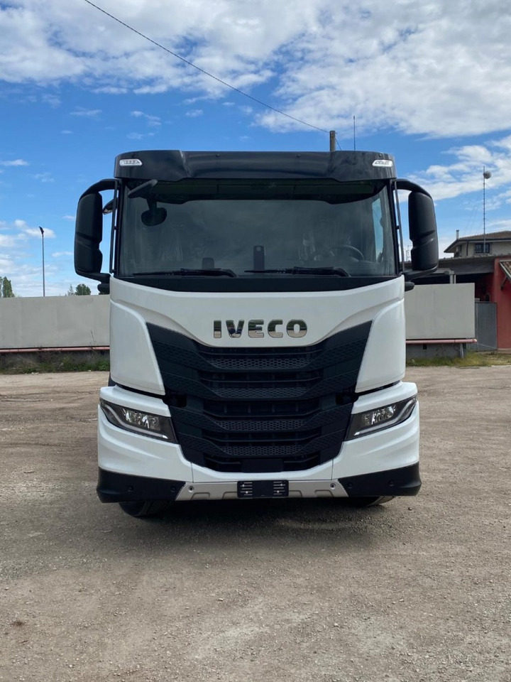 IVECO X-WAY AD280X48Y NUOVO SCARRABILE PASSO 3120 - Kotalni prekucni tovornjak: slika 2 IVECO X-WAY AD280X48Y NUOVO SCARRABILE PASSO 3120 - Kotalni prekucni tovornjak: slika 2