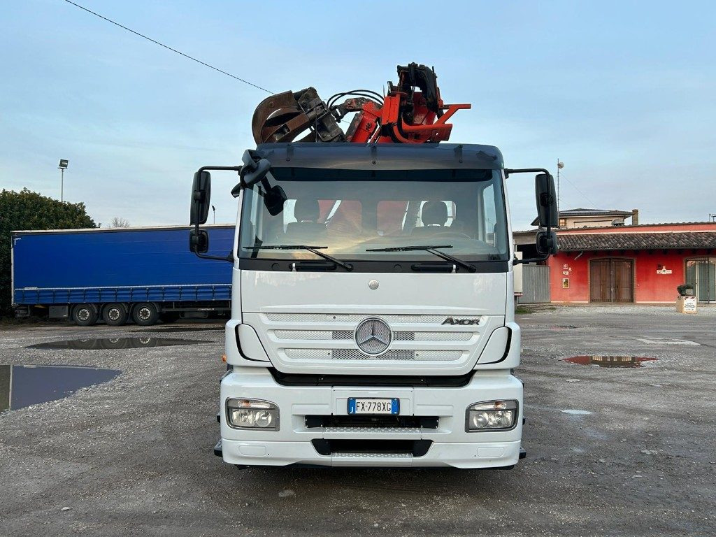 MERCEDES-BENZ MERCEDES AXOR 2533 SCARRABILE CON GRU E POLIPO - Kotalni prekucni tovornjak, Tovornjak z dvigalom: slika 1 MERCEDES-BENZ MERCEDES AXOR 2533 SCARRABILE CON GRU E POLIPO - Kotalni prekucni tovornjak, Tovornjak z dvigalom: slika 1