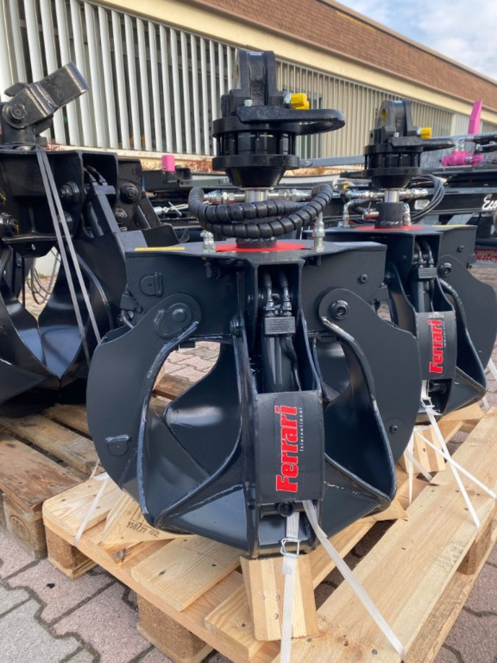 POLIPO NUOVO MARCA FERRARI 4 PALE - Grabež: slika 1 POLIPO NUOVO MARCA FERRARI 4 PALE - Grabež: slika 1