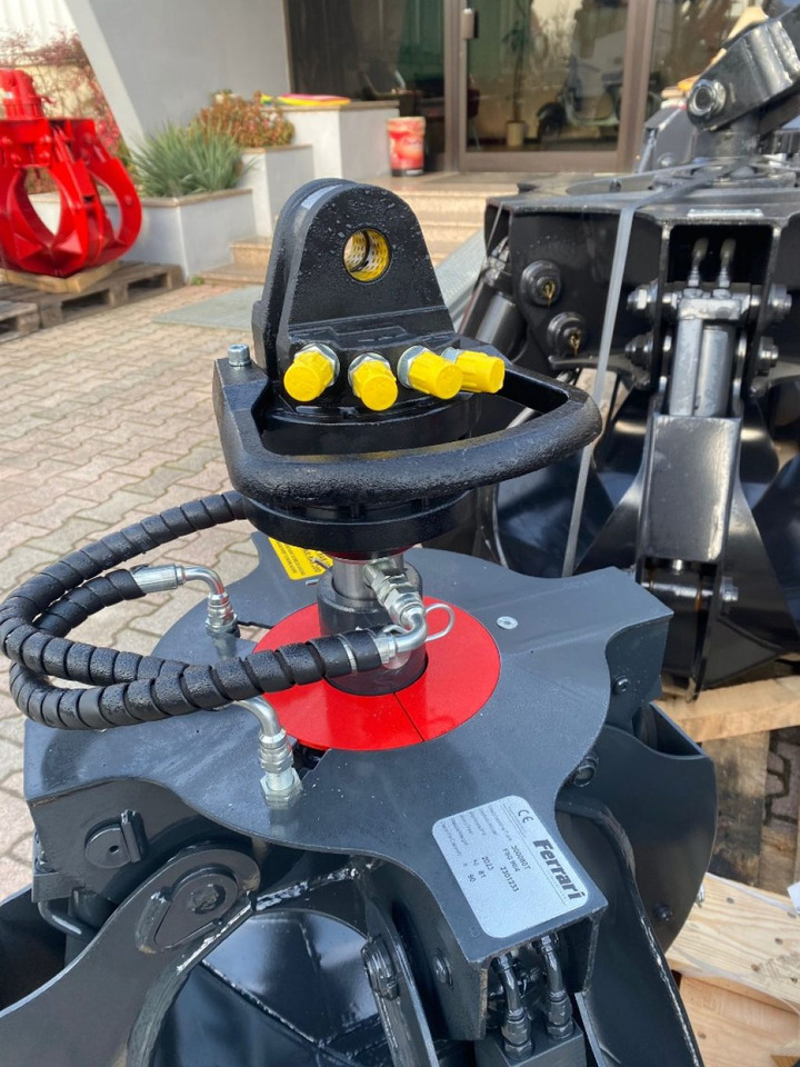 POLIPO NUOVO MARCA FERRARI 4 PALE - Grabež: slika 4 POLIPO NUOVO MARCA FERRARI 4 PALE - Grabež: slika 4