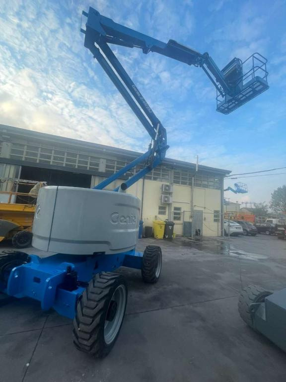 Genie Z45/25J RT - Zglobna dvižna ploščad: slika 2 Genie Z45/25J RT - Zglobna dvižna ploščad: slika 2