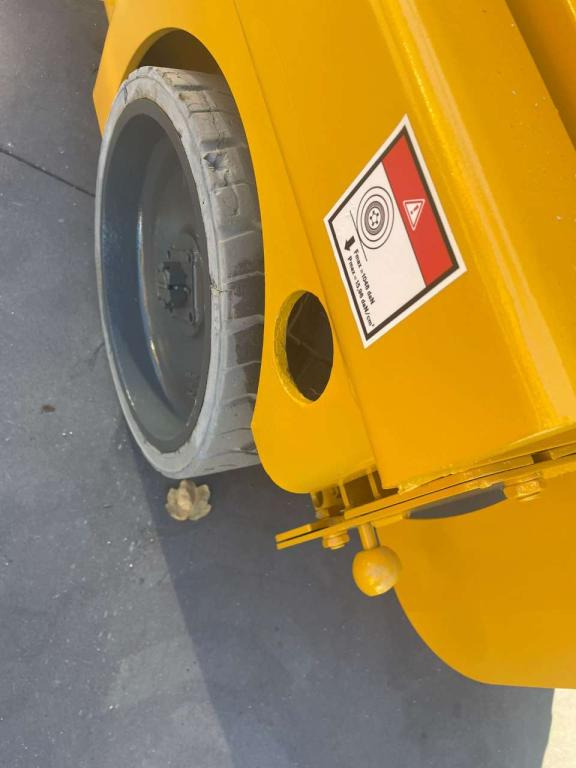 Haulotte COMPACT 10N - Škarjasta dvižna ploščad: slika 5 Haulotte COMPACT 10N - Škarjasta dvižna ploščad: slika 5