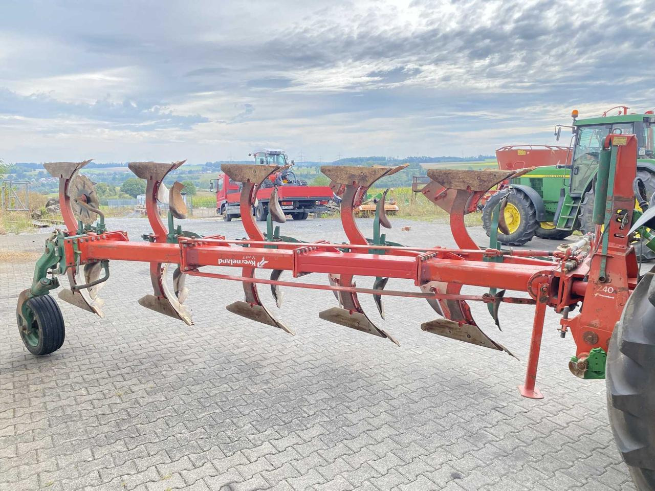 Kverneland F 240 - 9 - Plug: slika 2 Kverneland F 240 - 9 - Plug: slika 2