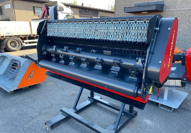 Seppi MH7 ja SMO-H3-125 - Mulčer kladivar: slika 1 Seppi MH7 ja SMO-H3-125 - Mulčer kladivar: slika 1