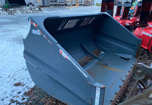 Siljum MekanPolannekauha 3,8m3 - Žlica za nakladalnik: slika 2 Siljum MekanPolannekauha 3,8m3 - Žlica za nakladalnik: slika 2