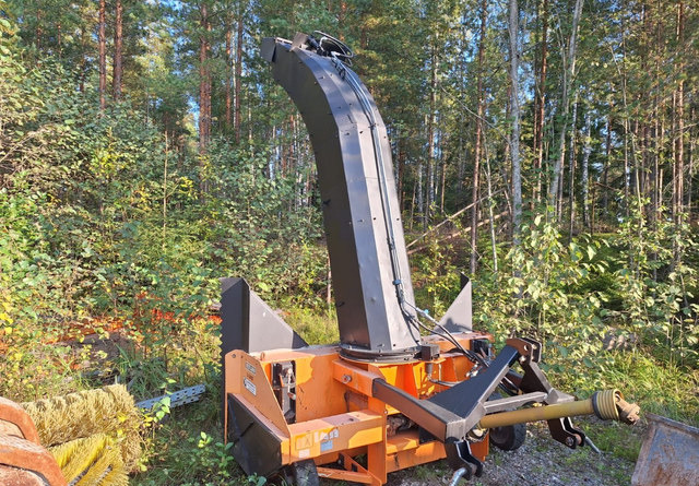 WestbjörnS2450 - Snežni puhalnik: slika 1 WestbjörnS2450 - Snežni puhalnik: slika 1