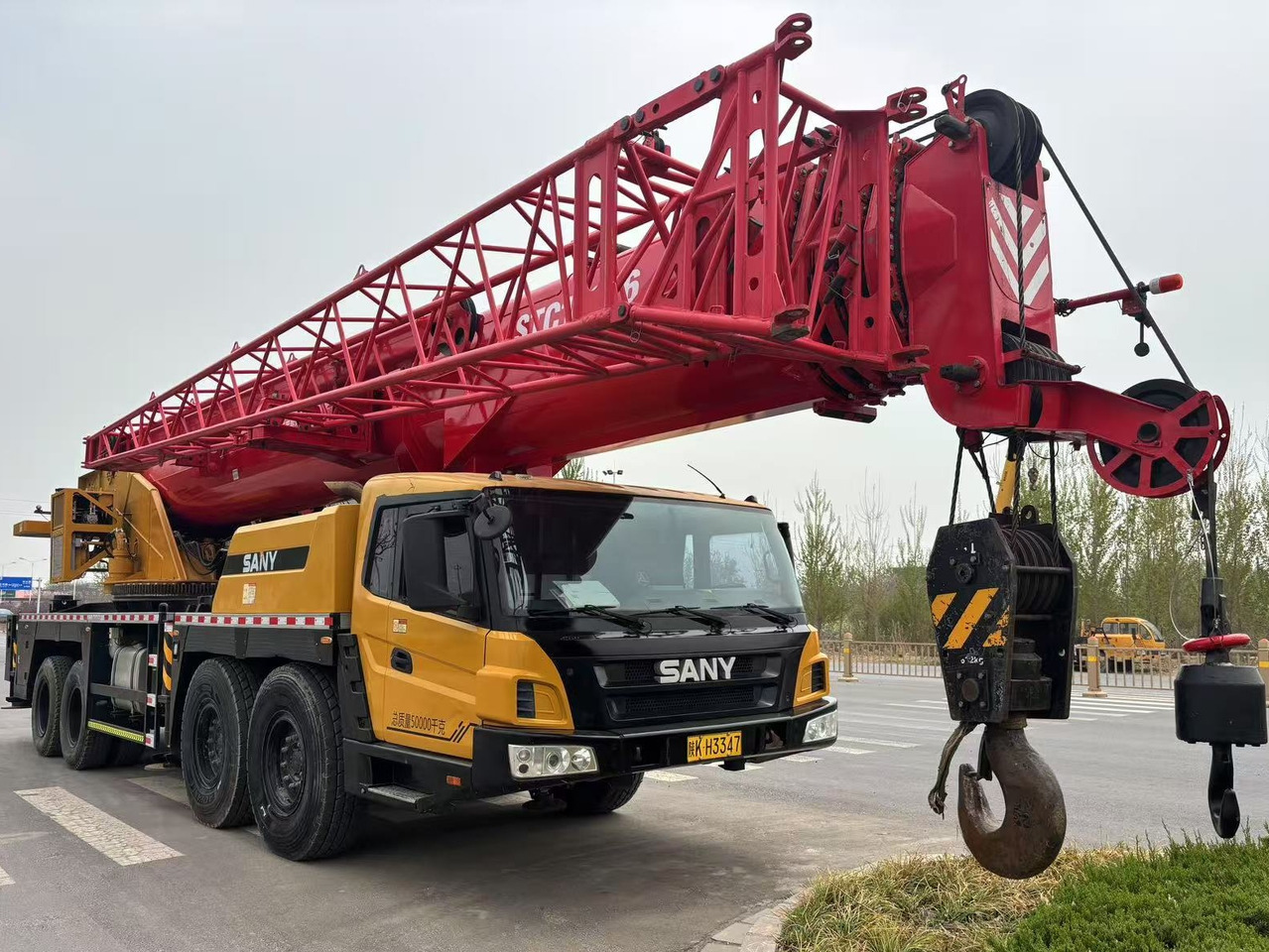 SANY STC800T6 STC80T6 STC800T5 STC80T5 STC500 50ton 80ton truck crane - Avtodvigalo: slika 2 SANY STC800T6 STC80T6 STC800T5 STC80T5 STC500 50ton 80ton truck crane - Avtodvigalo: slika 2