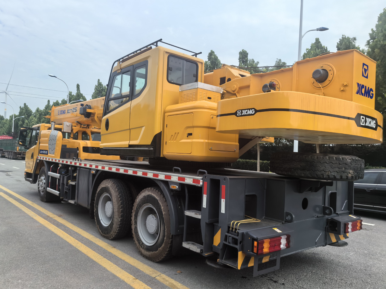 XCMG XCT25L5 QY25K5D QY25K5C QY25K5-I 25ton Used crane - Avtodvigalo: slika 3 XCMG XCT25L5 QY25K5D QY25K5C QY25K5-I 25ton Used crane - Avtodvigalo: slika 3