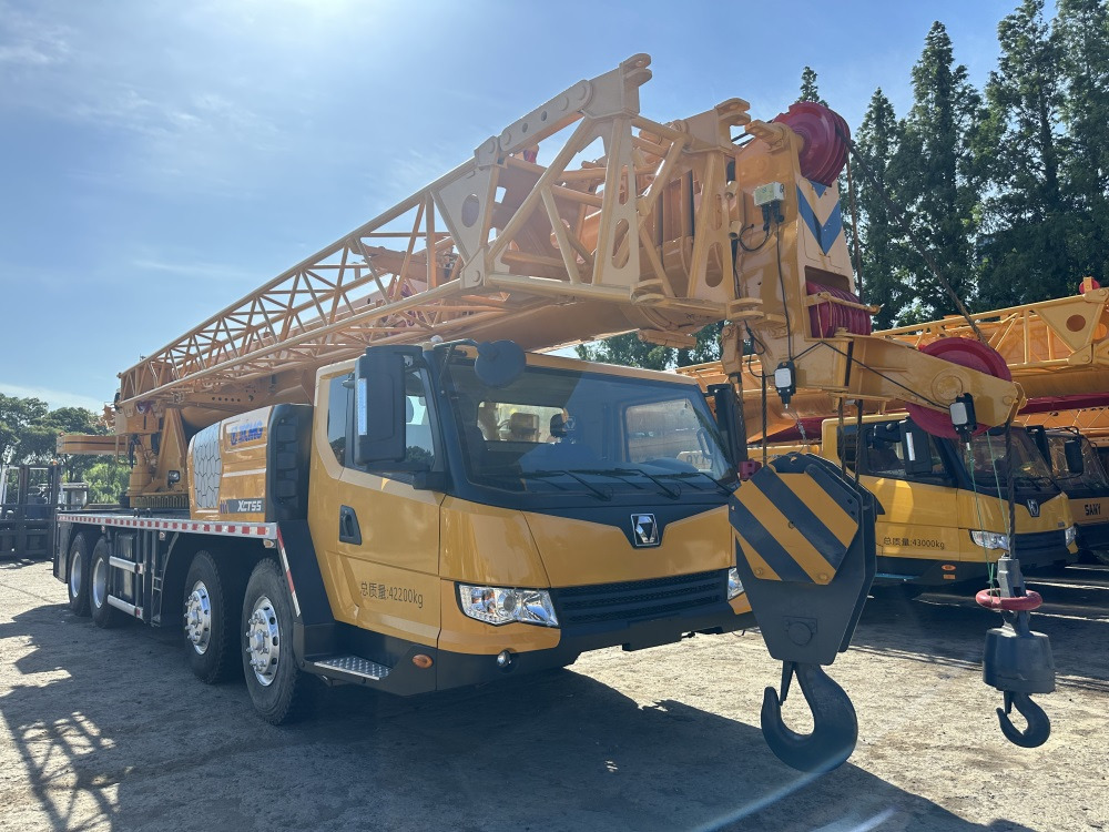 XCMG XCT55 XCT50 QY50KC QY50KA 55 ton 50 ton truck crane - Avtodvigalo: slika 2 XCMG XCT55 XCT50 QY50KC QY50KA 55 ton 50 ton truck crane - Avtodvigalo: slika 2