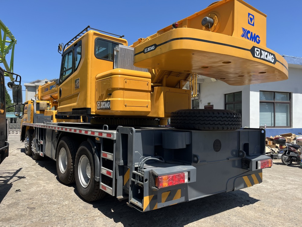 XCMG XCT55 XCT50 QY50KC QY50KA QY50K-II 25 ton 35 ton 40 ton 55 ton 50 ton 60 ton xcmg truck crane - Avtodvigalo: slika 4 XCMG XCT55 XCT50 QY50KC QY50KA QY50K-II 25 ton 35 ton 40 ton 55 ton 50 ton 60 ton xcmg truck crane - Avtodvigalo: slika 4
