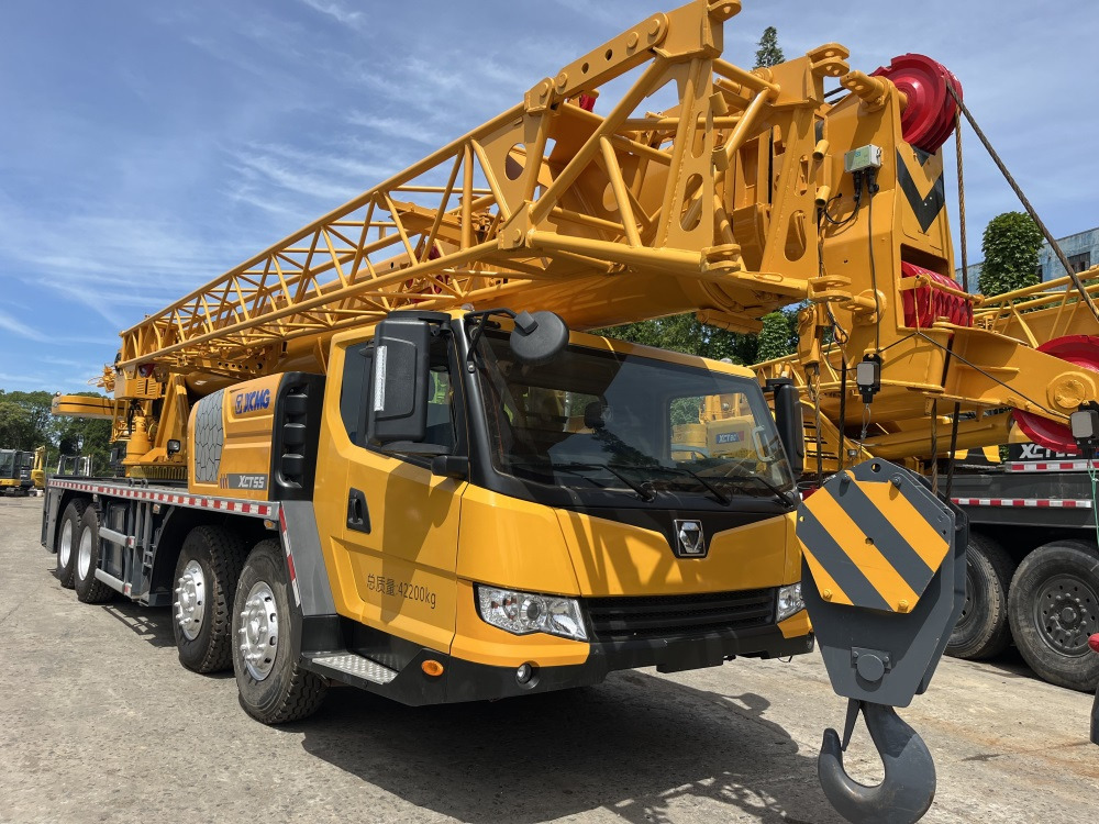 XCMG XCT55 XCT50 QY50KC QY50KA QY50K-II 25 ton 35 ton 40 ton 55 ton 50 ton truck crane - Avtodvigalo: slika 2 XCMG XCT55 XCT50 QY50KC QY50KA QY50K-II 25 ton 35 ton 40 ton 55 ton 50 ton truck crane - Avtodvigalo: slika 2