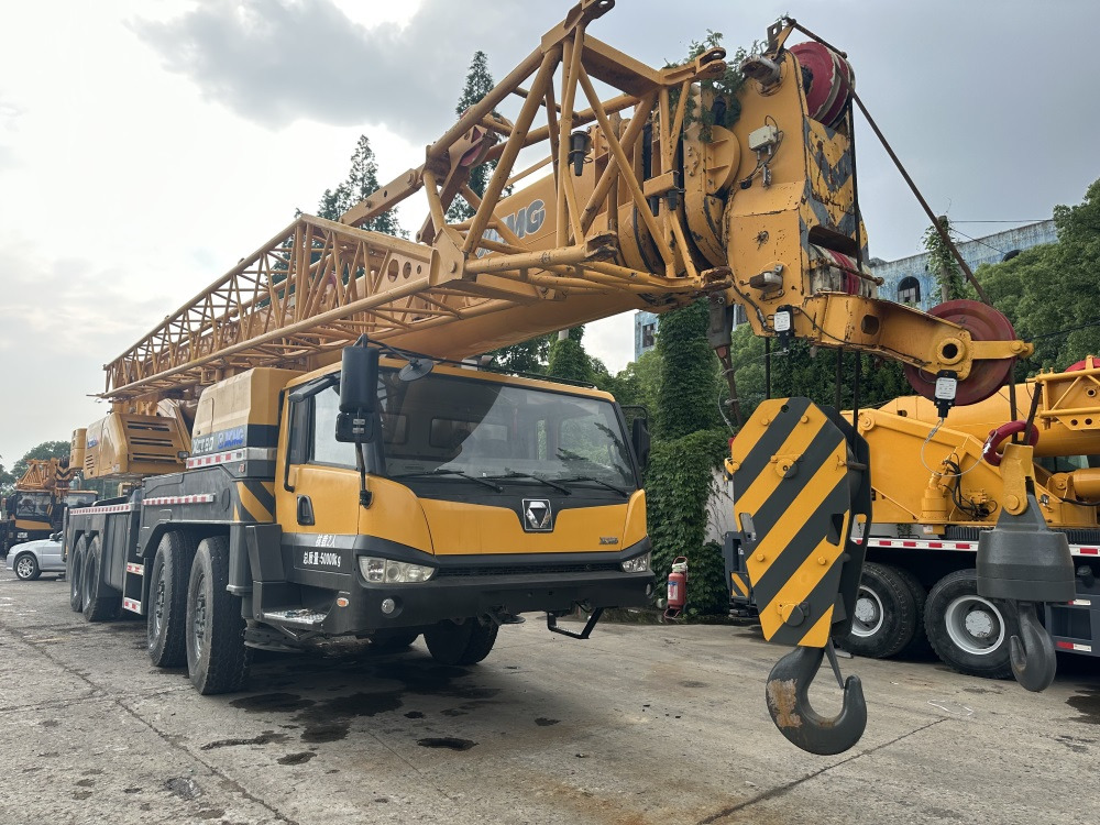 XCMG XCT80 XCT80 QY80K QY75K 80 ton truck crane - Avtodvigalo: slika 1 XCMG XCT80 XCT80 QY80K QY75K 80 ton truck crane - Avtodvigalo: slika 1
