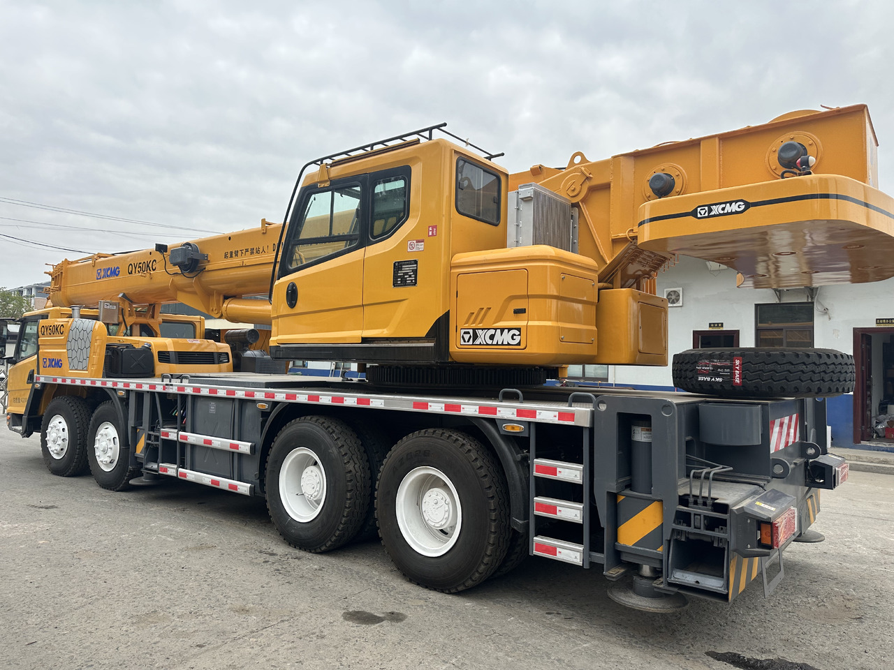 XCMG qy50kc xct55 qy55kc 50ton 55 ton 70 ton 85 ton 90 ton 100 ton 110 ton 130 ton truck crane - Avtodvigalo: slika 3 XCMG qy50kc xct55 qy55kc 50ton 55 ton 70 ton 85 ton 90 ton 100 ton 110 ton 130 ton truck crane - Avtodvigalo: slika 3