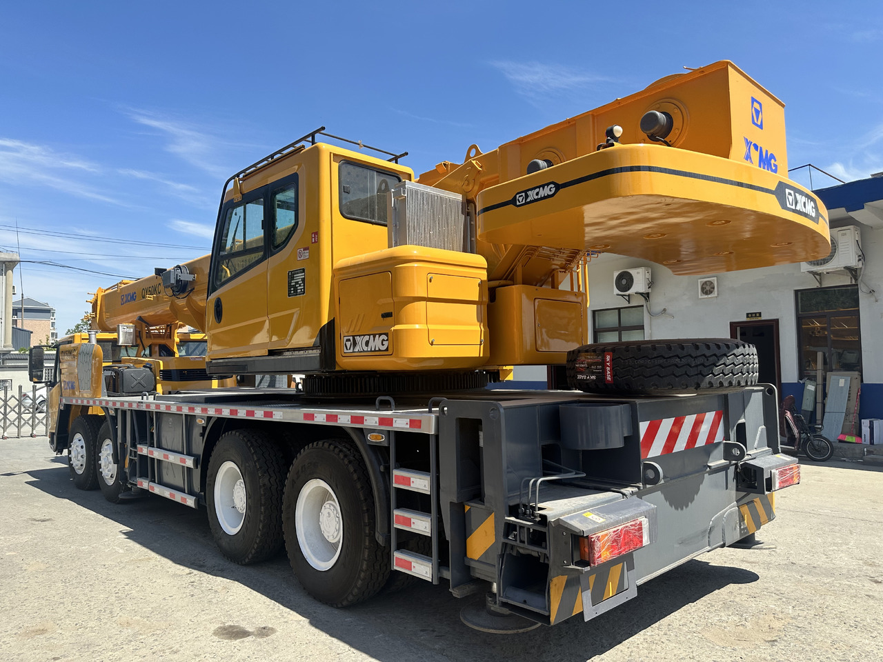 XCMG qy50kc xct55 qy55kc qy25k5c 50ton 55 ton 70 ton 85 ton 90 ton 100 ton 110 ton 130 ton truck crane - Avtodvigalo: slika 3 XCMG qy50kc xct55 qy55kc qy25k5c 50ton 55 ton 70 ton 85 ton 90 ton 100 ton 110 ton 130 ton truck crane - Avtodvigalo: slika 3