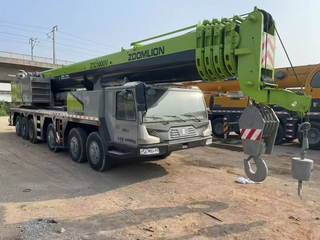 ZOOMLION ZTC1000V ZTC1100V ZTC1500V 100T 110T 150T Used truck crane - Avtodvigalo: slika 2 ZOOMLION ZTC1000V ZTC1100V ZTC1500V 100T 110T 150T Used truck crane - Avtodvigalo: slika 2