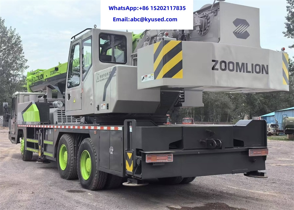ZOOMLION ZTC300V 30ton - Avtodvigalo: slika 4 ZOOMLION ZTC300V 30ton - Avtodvigalo: slika 4
