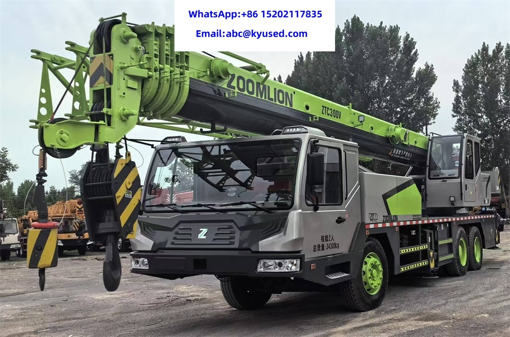 ZOOMLION ZTC300V 30ton - Avtodvigalo: slika 1 ZOOMLION ZTC300V 30ton - Avtodvigalo: slika 1
