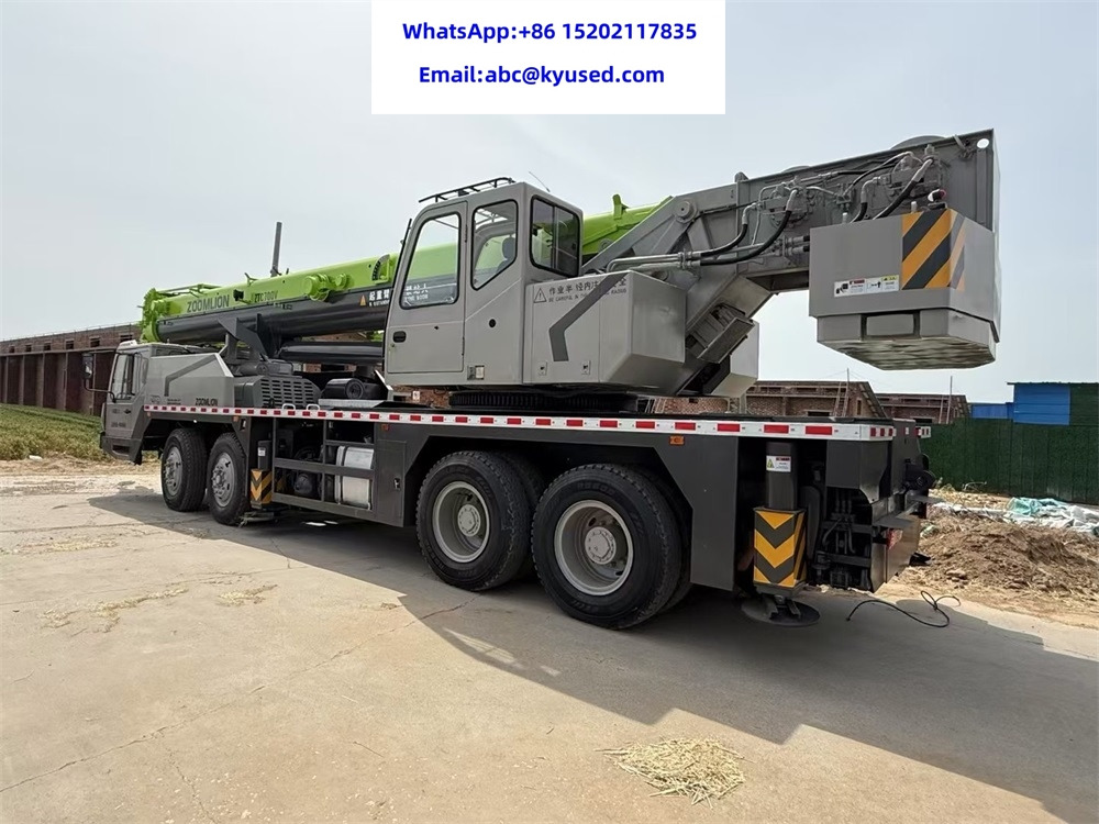 ZOOMLION ZTC700V QY70V 50Ton 70ton truck crane - Avtodvigalo: slika 4 ZOOMLION ZTC700V QY70V 50Ton 70ton truck crane - Avtodvigalo: slika 4