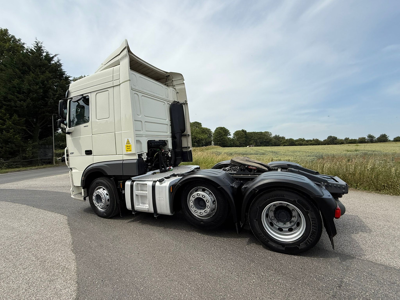 DAF XF 105 480 RHD - Vlačilec: slika 2 DAF XF 105 480 RHD - Vlačilec: slika 2