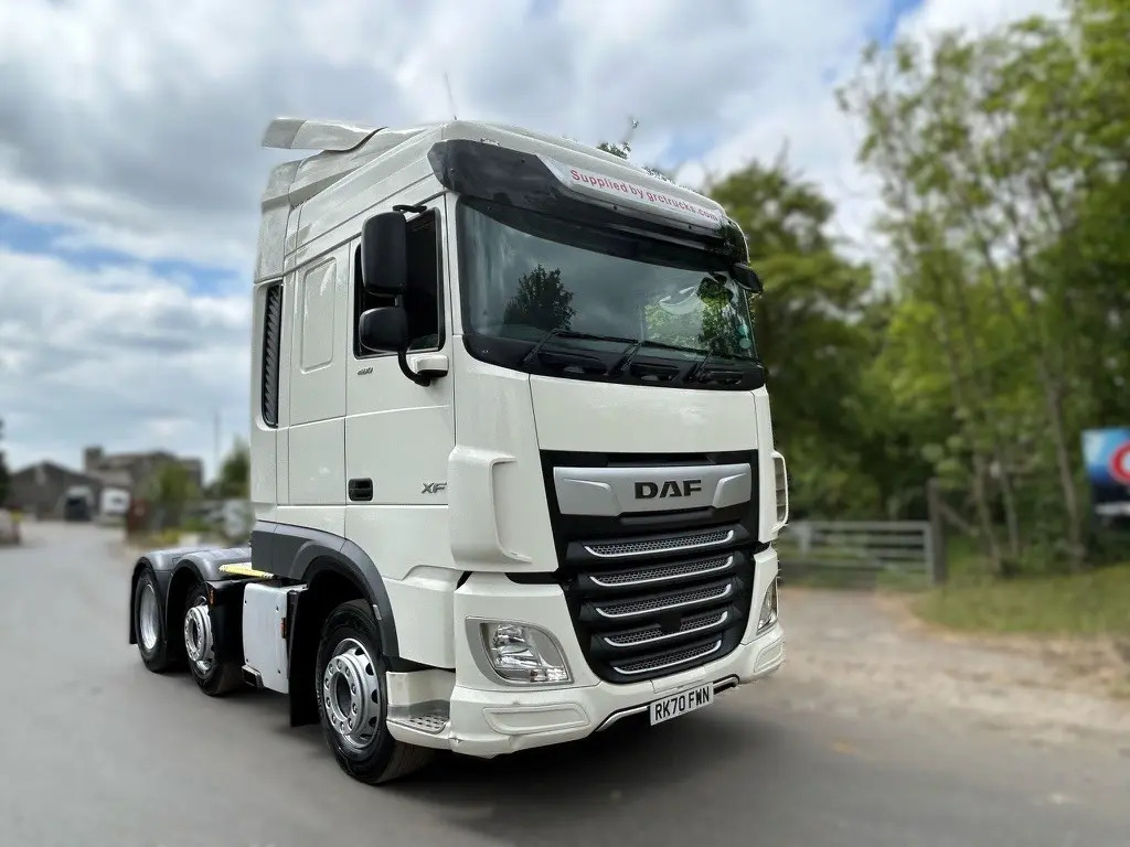 DAF XF 105 - Vlačilec: slika 1 DAF XF 105 - Vlačilec: slika 1
