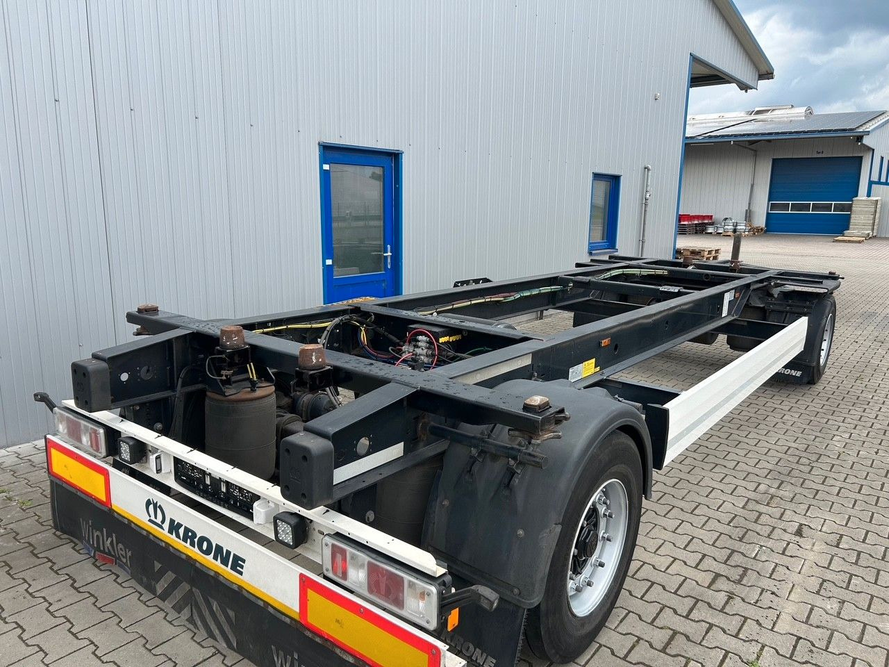 Krone AZW 18 eL3B7 Box Carrier BDF - Kontejnerska prikolica/ Prikolica z zamenljivim tovoriščem: slika 3 Krone AZW 18 eL3B7 Box Carrier BDF - Kontejnerska prikolica/ Prikolica z zamenljivim tovoriščem: slika 3
